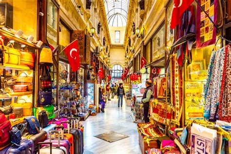Arta morții de negociere în Marele Bazar al Istanbulului Planeta singuratica