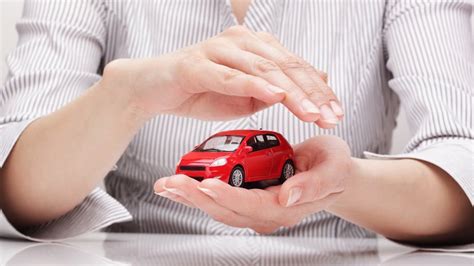 Assicurazione auto a noleggio e deroga per danni da collisione (CDW)