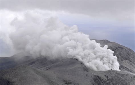 Kodėl Mirtinas Japonijos Ugnikalnis Išsiveržė Be Perspėjimo