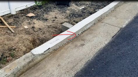 Lay the curbs correctly and set