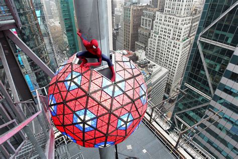 Verbazingwekkend! Hoe Structuur Spider-Man'S Webs Uitlegt (Op-Ed)
